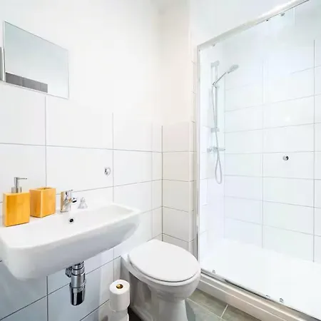 Modern Two-bedroom In