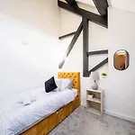 Apartamento Modern Two-bedroom In