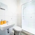 Modern Two-bedroom In